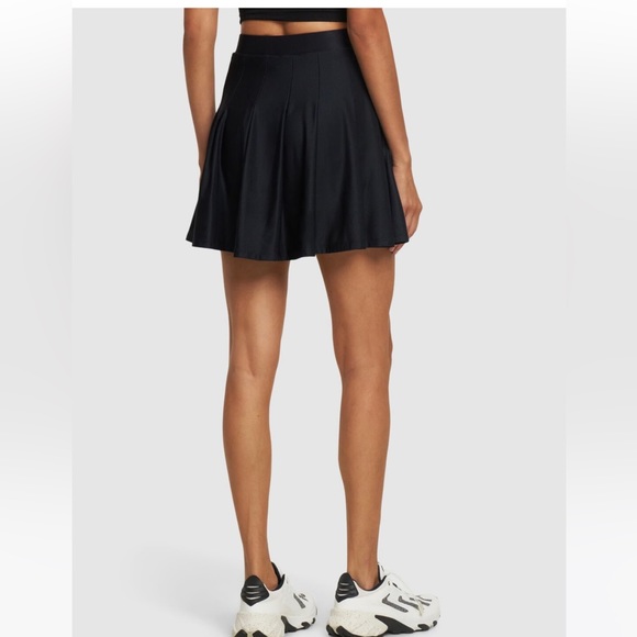 WeWoreWhat Black Tennis Golf Skort Size Small - Picture 2 of 5